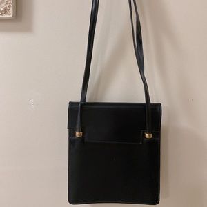 Vintage High Fashion Canada Shoulder Bag
